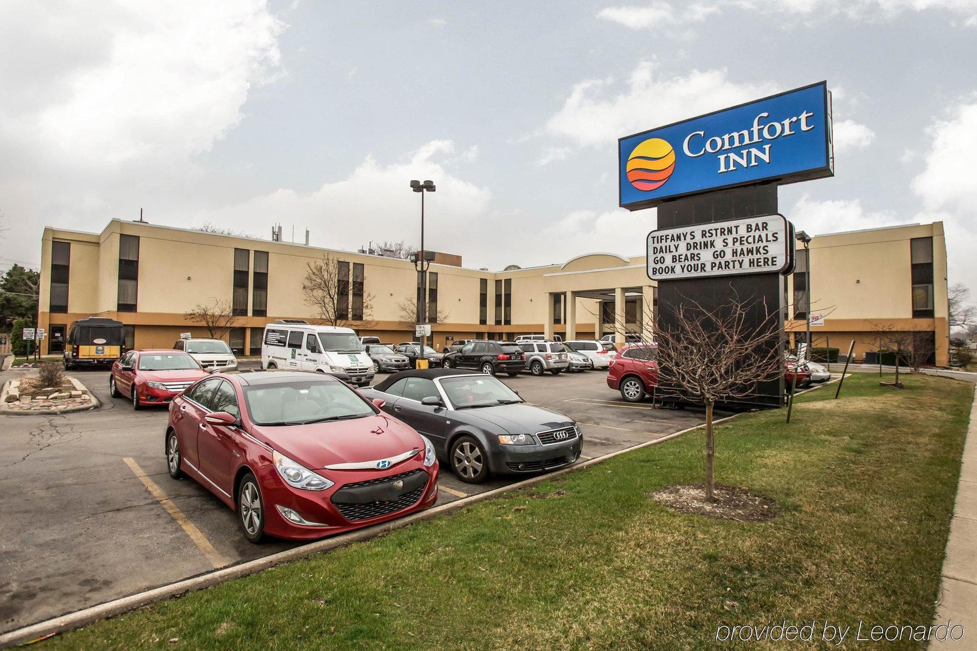 Comfort Inn Convention Center-Chicago O'Hare Airport Des Plaines Exterior photo